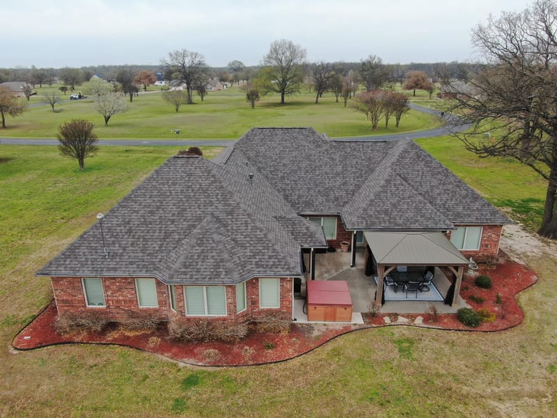 Upgrading Your Roof and Garage Door For Maximum Energy Efficiency
