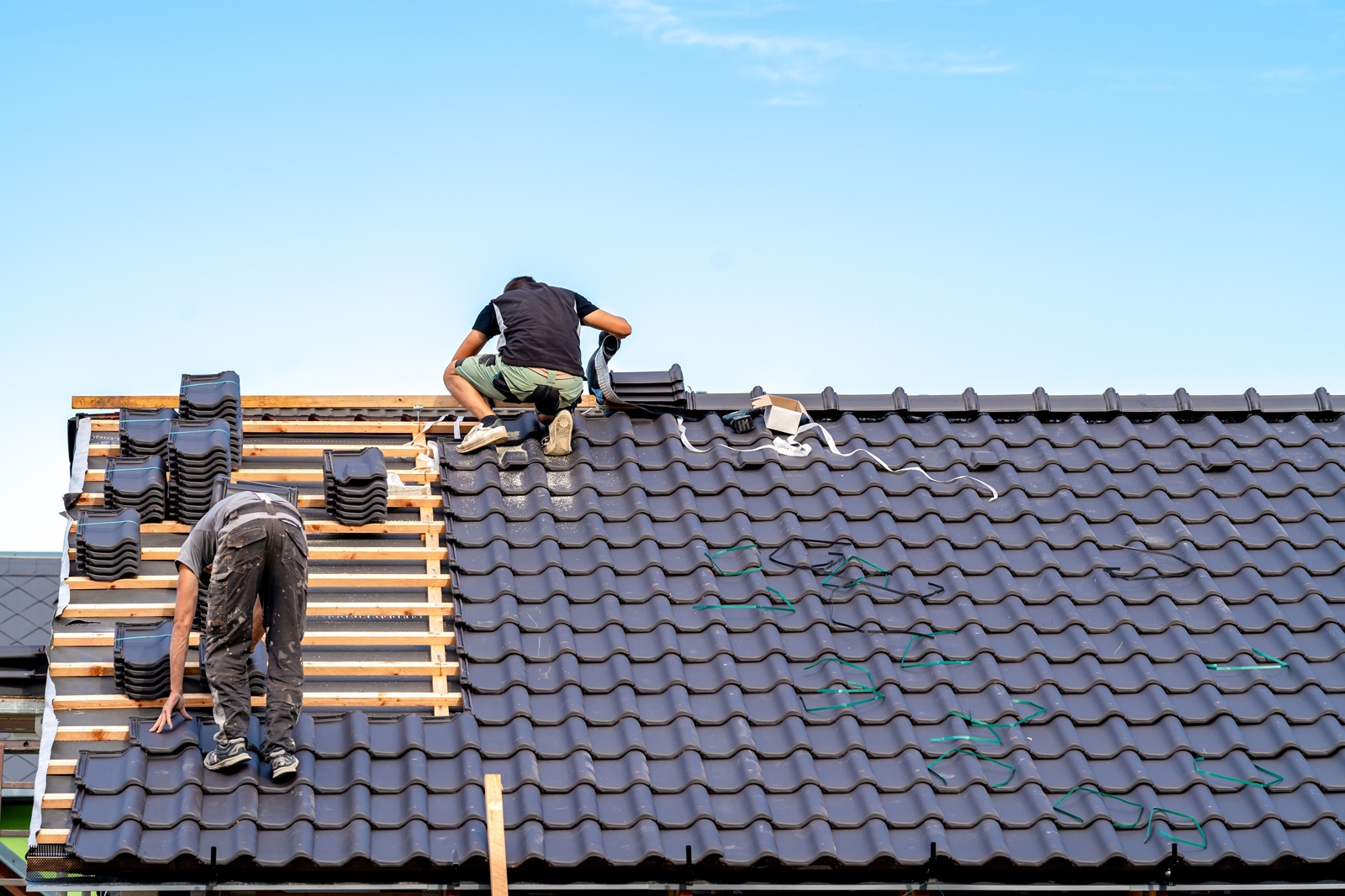 New Construction Roofing in East Texas: What Builders and Homeowners Need to Know Before They Frame